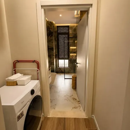 La Morada Apartment, *