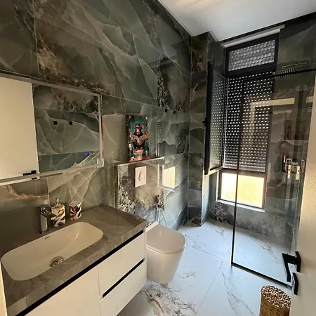 La Morada Apartment, *